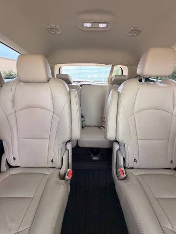 2020 Buick Enclave Essence