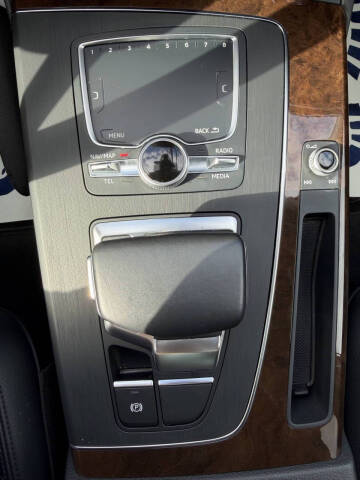 2020 Audi Q5 quattro Premium Plus 45 TFSI