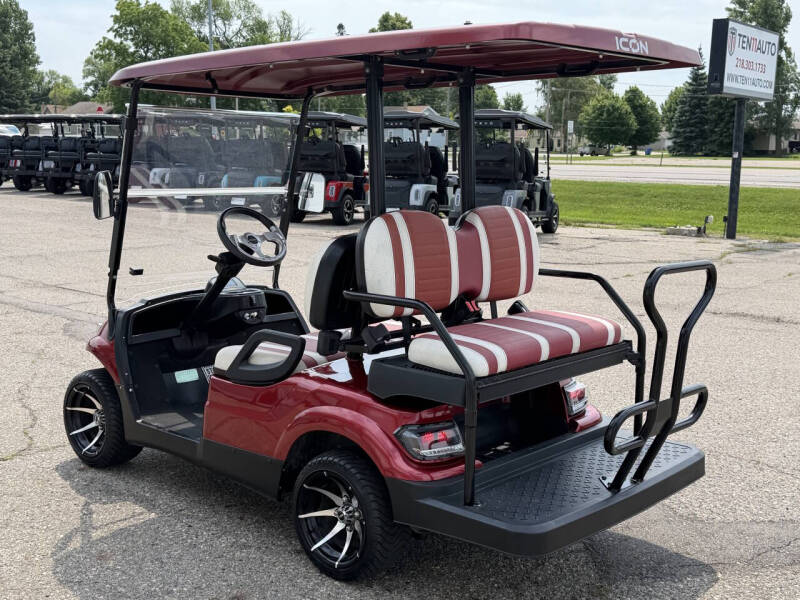2022 Icon i40