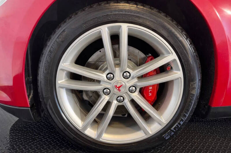 2014 Tesla Model S
