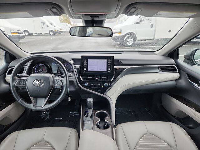 2023 Toyota Camry SE