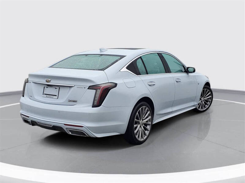 2022 Cadillac CT5 Premium Luxury