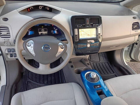 2011 Nissan LEAF SL