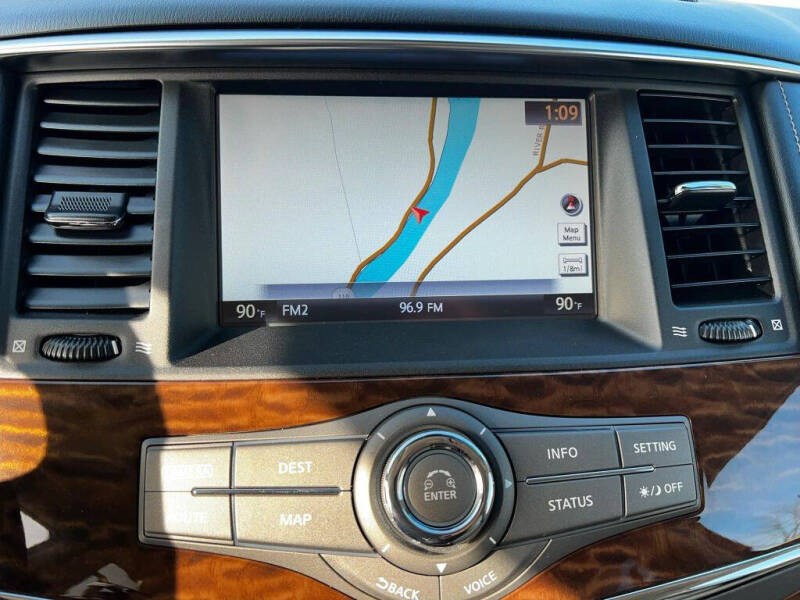 2017 Nissan Armada SL