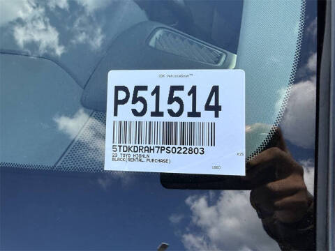 2023 Toyota Highlander LE