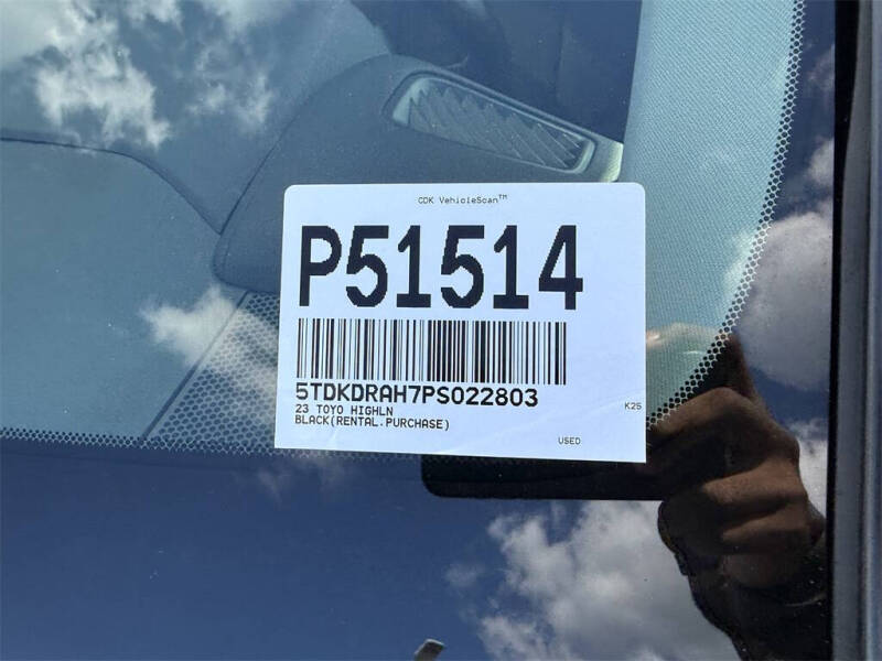 2023 Toyota Highlander LE