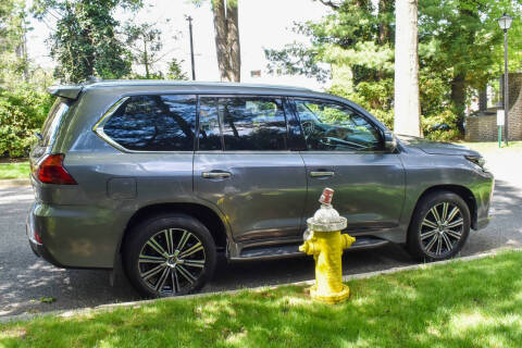 2018 Lexus LX 570 Three-Row
