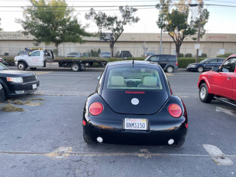 2004 Volkswagen New Beetle GLS