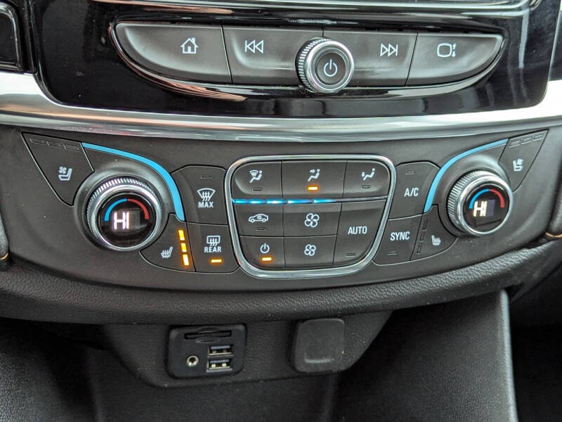 2021 Chevrolet Traverse Premier