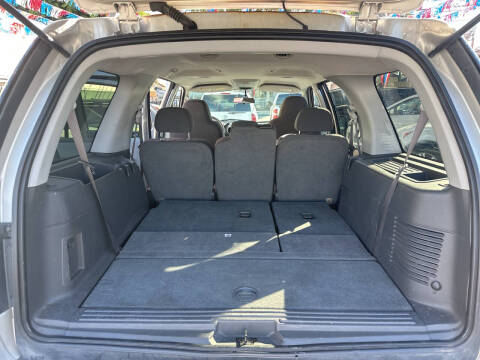 2005 Ford Expedition XLT