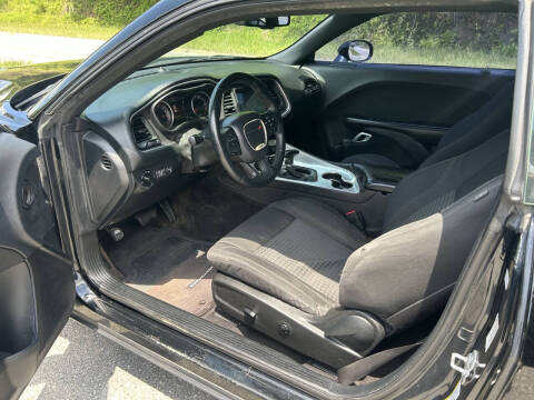 2016 Dodge Challenger SXT