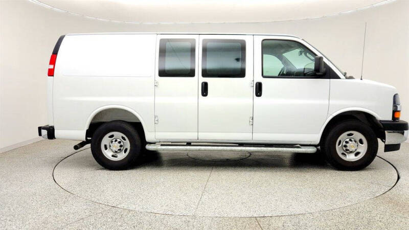 2025 Chevrolet Express 2500