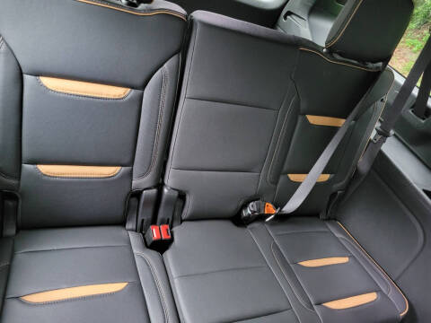 2023 GMC Yukon XL AT4