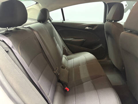 2017 Chevrolet Cruze LS Auto