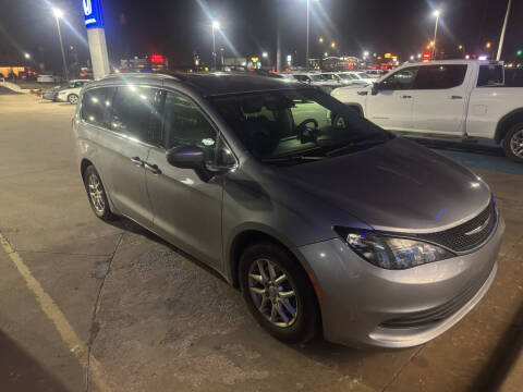 2020 Chrysler Voyager LXi