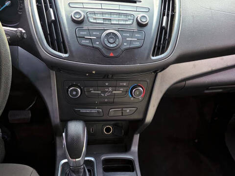 2017 Ford Escape S