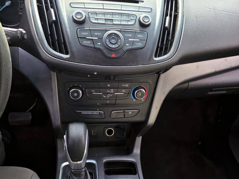 2017 Ford Escape S