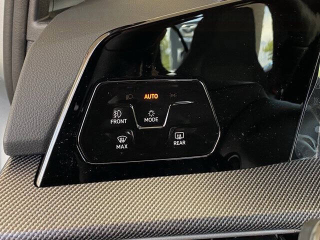 2025 Volkswagen Golf GTI Autobahn