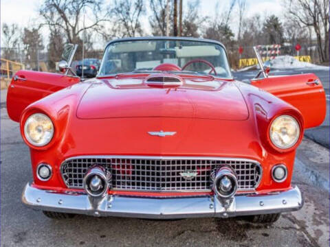 1956 Ford Thunderbird