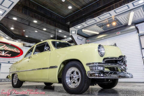 1950 Ford Custom Deluxe