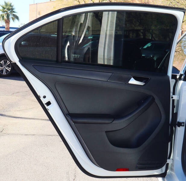 2015 Volkswagen Jetta