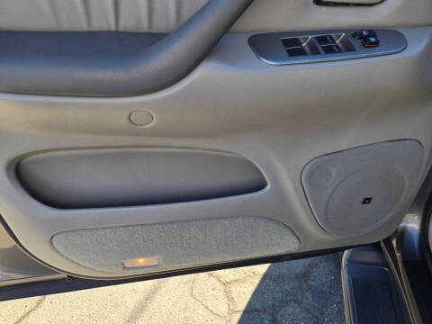 2003 Toyota Sequoia Limited