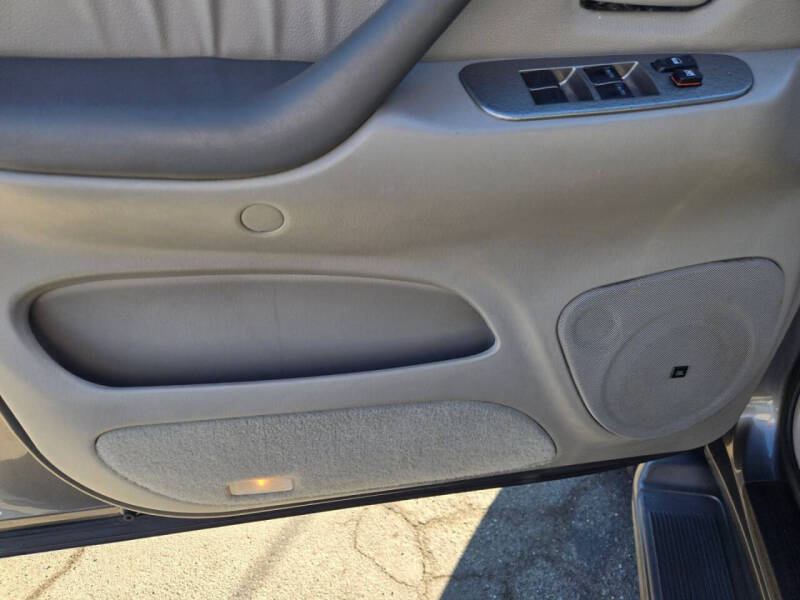 2003 Toyota Sequoia Limited