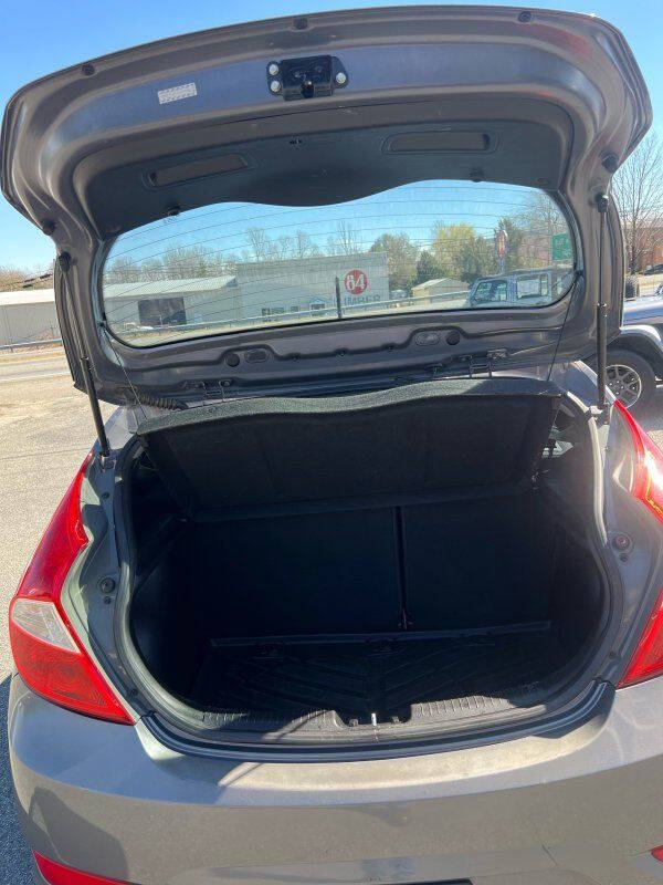 2015 Hyundai Accent GS