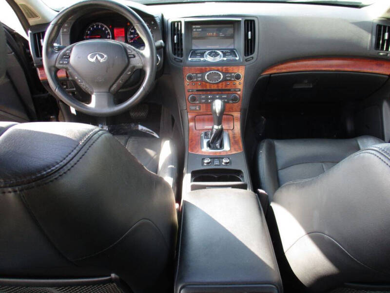 2009 Infiniti G37 Sedan x