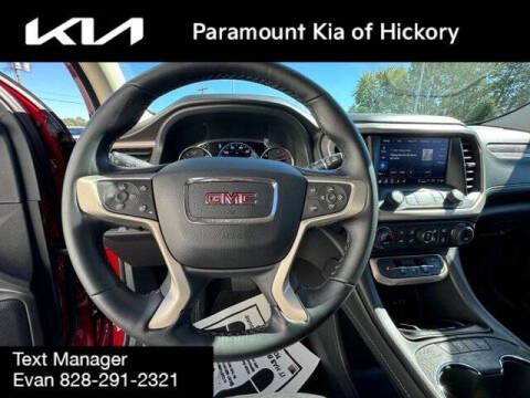 2023 GMC Acadia Denali