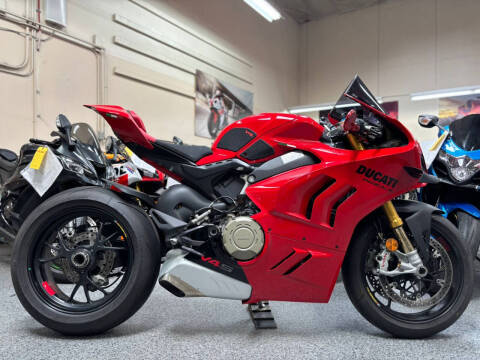 2024 Ducati V4 S