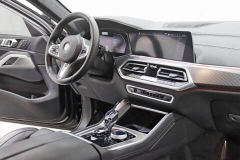 2022 BMW X6 xDrive40i