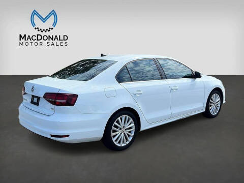 2016 Volkswagen Jetta