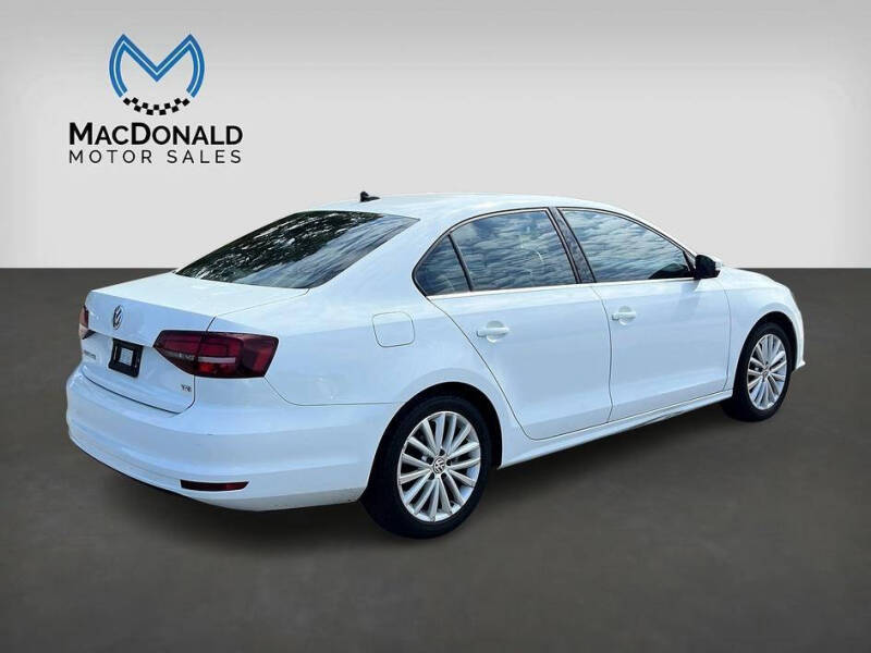 2016 Volkswagen Jetta