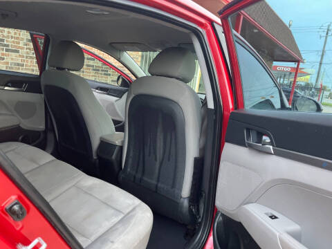 2018 Hyundai Elantra