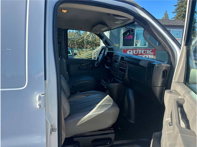 2019 Chevrolet Express 2500
