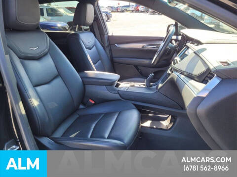 2022 Cadillac XT5 Luxury