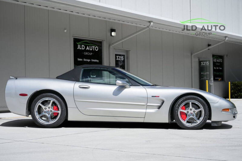 2004 Chevrolet Corvette