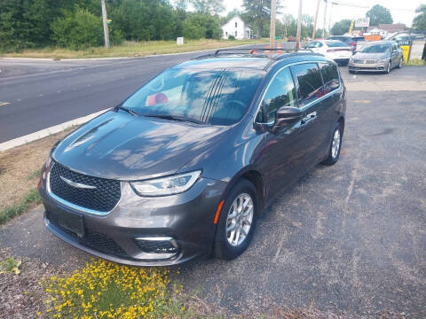 2022 Chrysler Pacifica Touring L