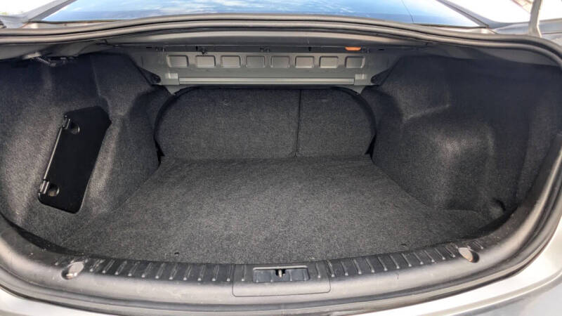 2013 Mazda MAZDA3 i SV