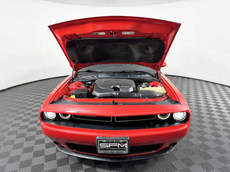 2015 Dodge Challenger SXT