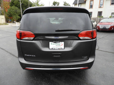 2019 Chrysler Pacifica Touring L