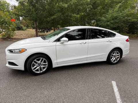2013 Ford Fusion SE