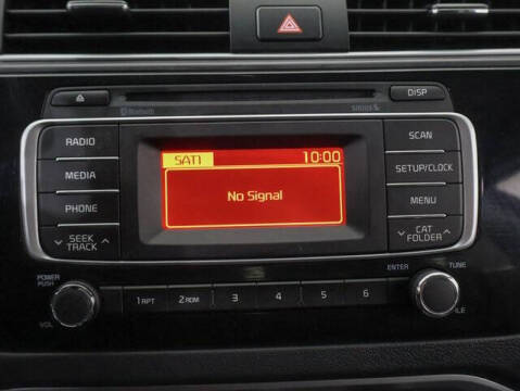 2016 Kia Rio 5-Door LX