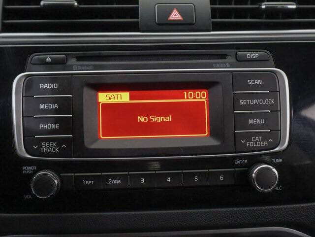 2016 Kia Rio 5-Door LX