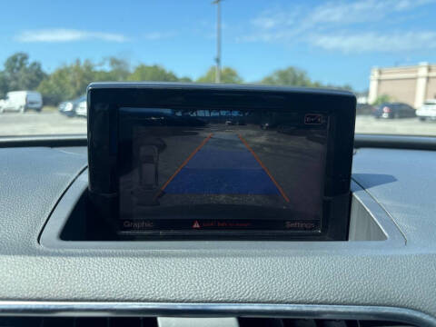 2016 Audi Q3 2.0T quattro Prestige