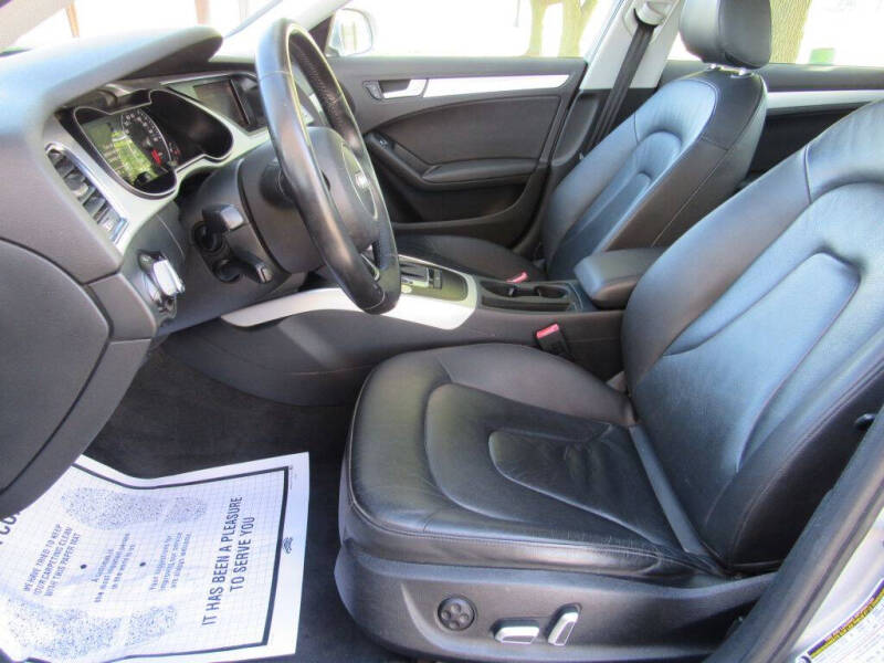 2016 Audi A4 2.0T quattro Premium