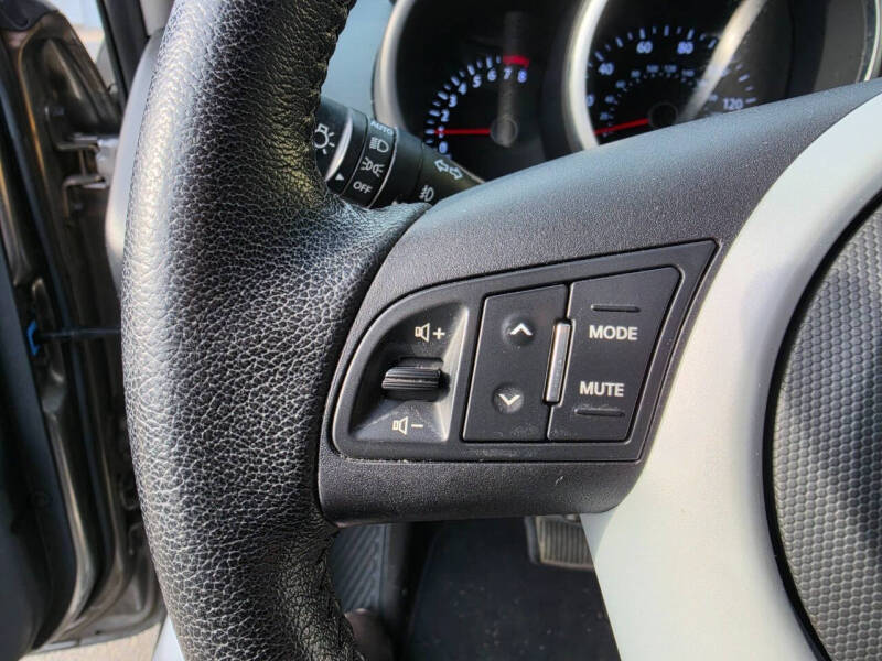2012 Kia Soul +