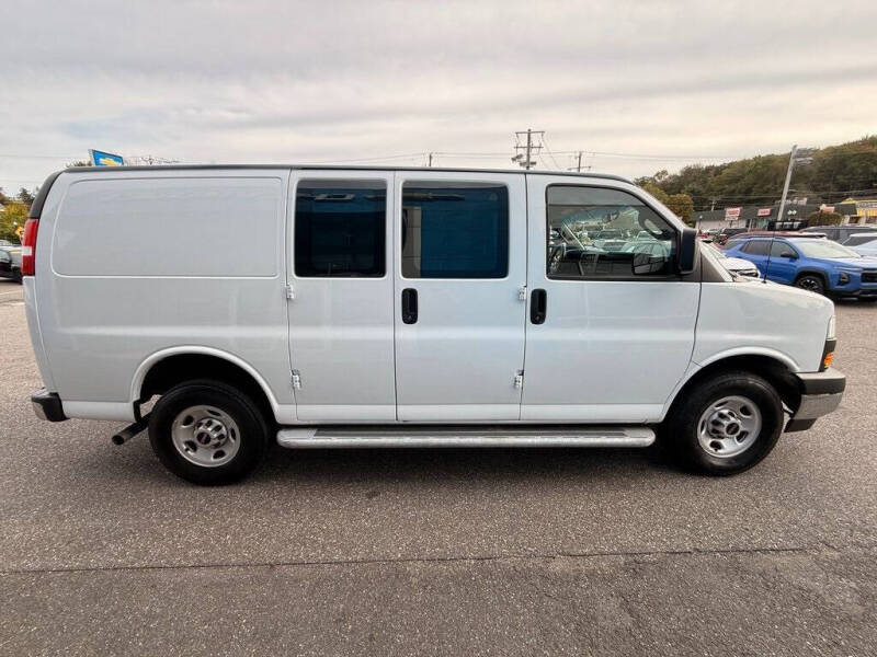 2023 GMC Savana 2500