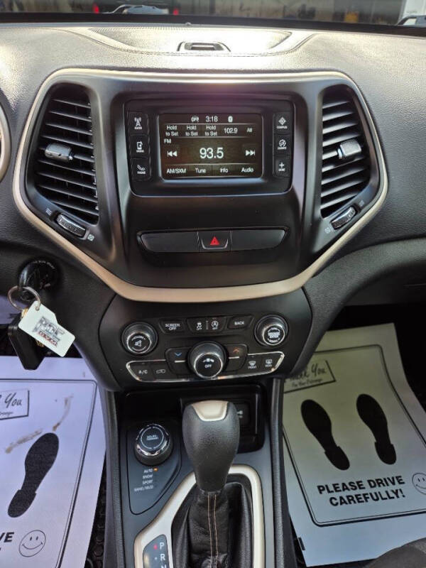 2018 Jeep Cherokee Latitude